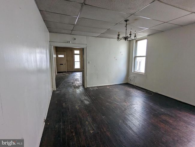 719 E 41 St St, Home with 3 bedrooms, 2 bathrooms and null parking in BALTIMORE MD | Image 5
