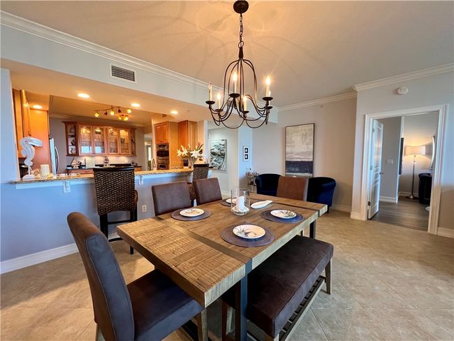 204A - 4160 N A1a, House attached with 3 bedrooms, 2 bathrooms and null parking in Hutchinson Island FL | Image 8