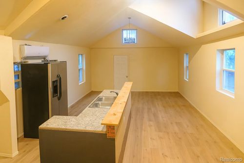 4496 Radnor St, Detroit, MI, 48224-1453 | Card Image