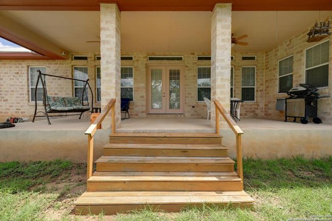 286 Thoroughbred Ln, House other with 3 bedrooms, 2 bathrooms and null parking in Spring Branch TX | Image 24