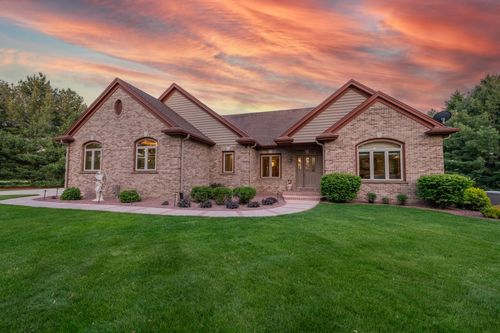 7135 Mullaney Court, Erin, WI, 53027 | Card Image