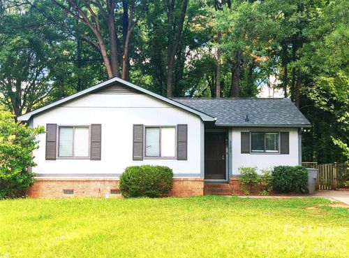 5101 Glenview Ct, Charlotte, NC, 28215-2256 | Card Image