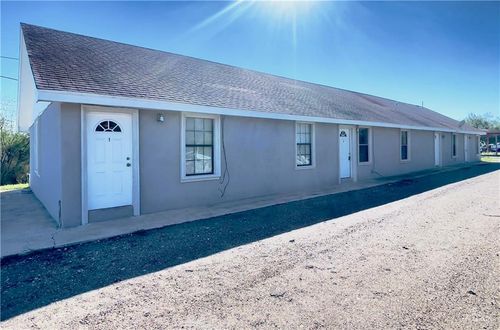 3105 N Hoehn Rd, Edinburg, TX, 78541-5803 | Card Image