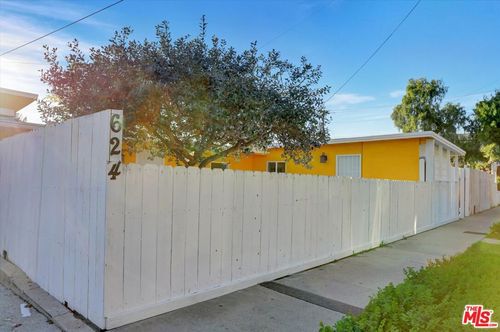 624 W Beach Ave, Inglewood, CA, 90302 | Card Image
