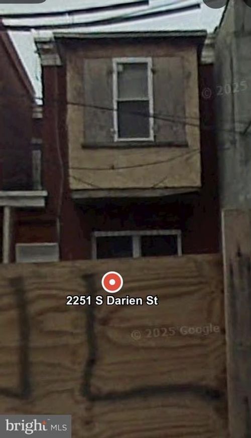 2251 S Darien St, PHILADELPHIA, PA, 19148-3105 | Card Image