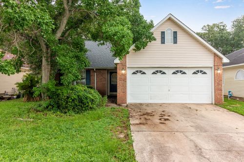 917 Claeven Cir, Fort Walton Beach, FL, 32547-4257 | Card Image