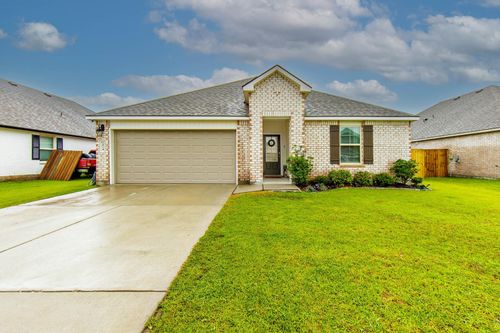 274 Darwen Dr, Raceland, LA, 70394-3668 | Card Image