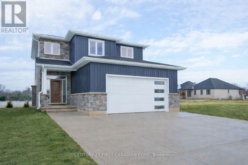 115 Atkinson St, Ailsa Craig, ON, N0M1A0 | Card Image