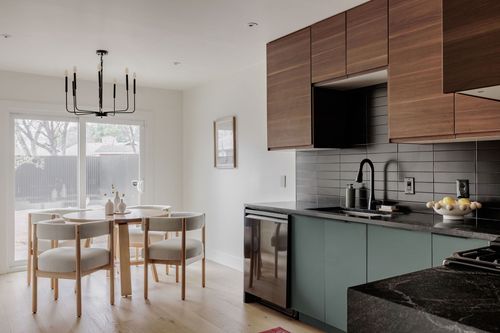 b-2220 E Stassney Lane, Austin, TX, 78744 | Card Image