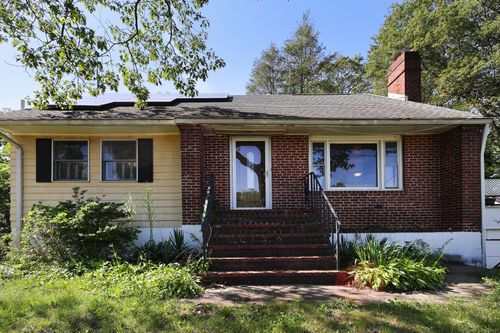 310 Douglas St, Bridgeport, CT, 06606-2904 | Card Image