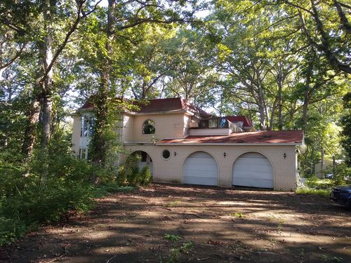 16218 N Country Estates Rd, Effingham, IL, 62401-5327 | Card Image