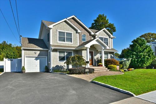 1839 Aaron Ave, East Meadow, NY, 11554-1011 | Card Image