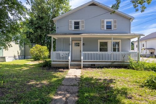 113 Washington St, Elizabeth, WV, 26143-5916 | Card Image