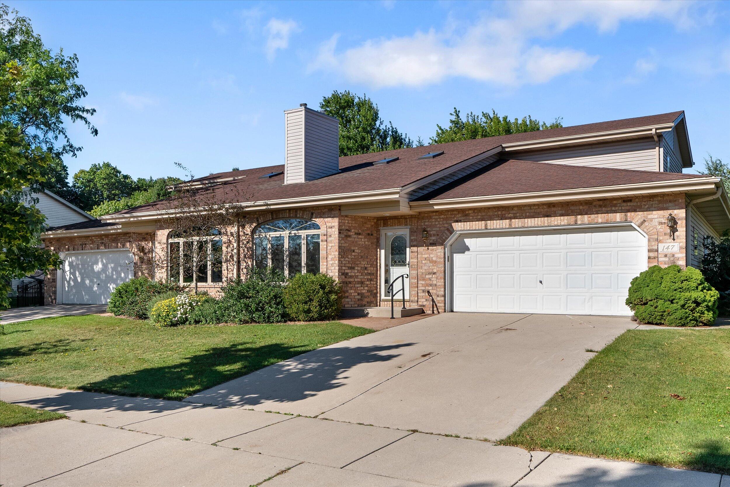 Martin Dr, Port Washington, WI 53074
