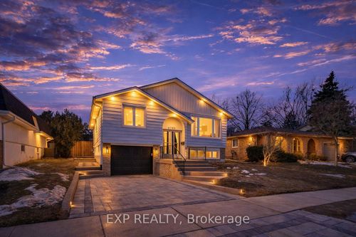 4185 Sutherland Cres, Burlington, ON, L7L5G3 | Card Image