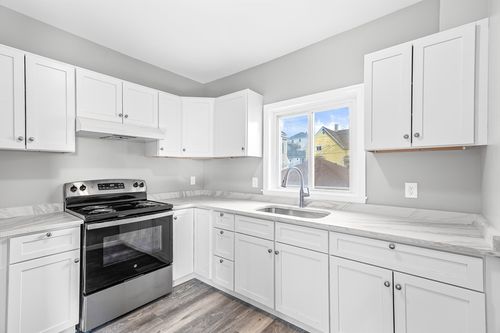 2-712-722 Eastern Ave, Fall River, MA, 02723-2031 | Card Image