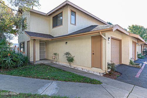 172 Village Circle Dr, Lompoc, CA, 93436-5606 | Card Image