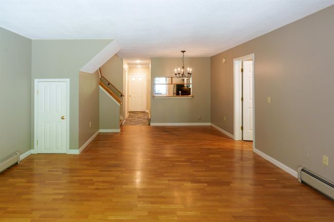 UNIT-1D - 40 Heather Dr, Condo with 3 bedrooms, 3 bathrooms and null parking in White River Junction VT | Image 5