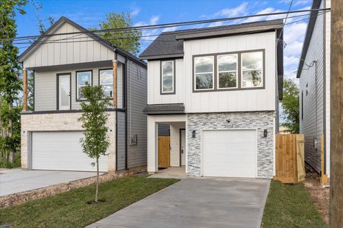 7904 Sealey St, Houston, TX, 77088-5910 | Card Image