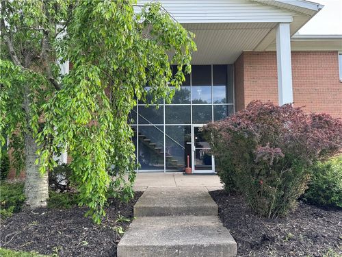 23-3040 Dorothy Ln, Kettering, OH, 45420-3852 | Card Image