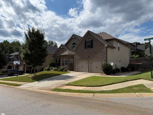300 Mansfield Ln, Greer, SC, 29650-4679 | Card Image