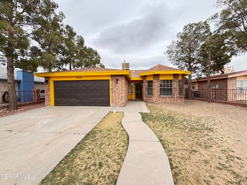 9321 Chantilly Drive, El Paso, TX, 79907 | Card Image