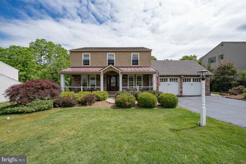 3 Iroquois Dr, ROYERSFORD, PA, 19468-3012 | Card Image