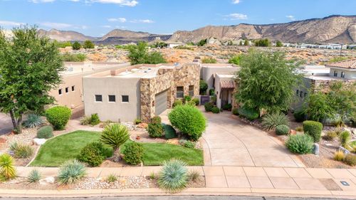 1530 W Shinnecock Dr, St George, UT, 84770-7455 | Card Image
