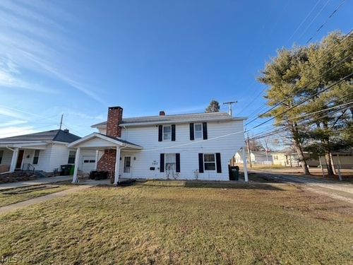 107 W 21st St, Dover, OH, 44622-2408 | Card Image