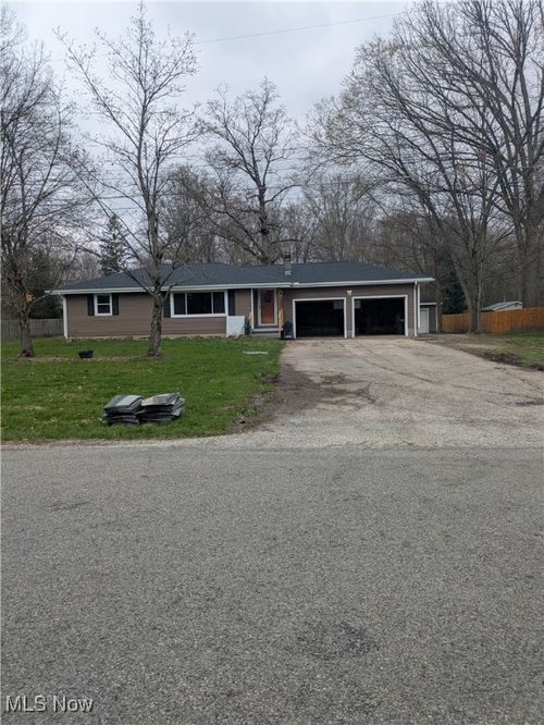 9581 Colton Rd, Windham, OH, 44288-9715 | Card Image