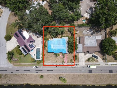 6715 16th St N, ST PETERSBURG, FL, 33702-6517 | Card Image