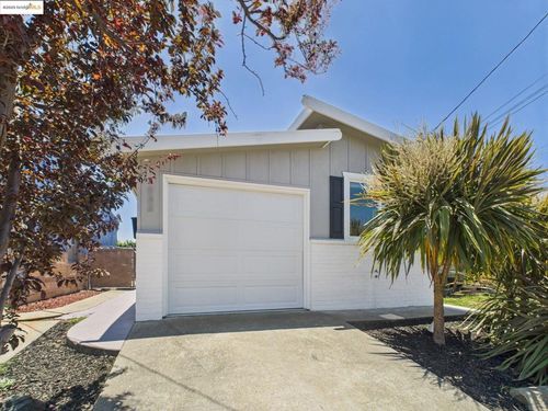 2532 Lincoln Ave, Richmond, CA, 94804-1209 | Card Image