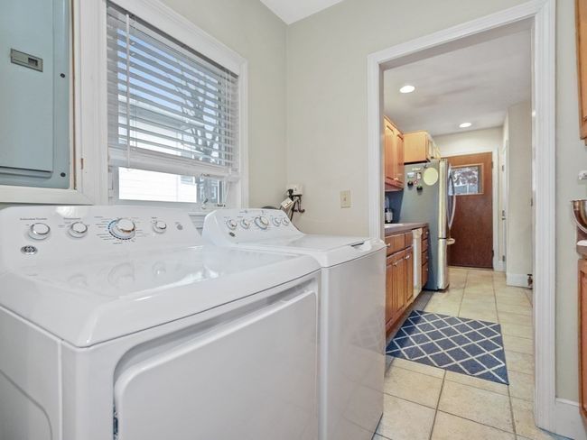 80-80 - 78 Elson Rd, Condo with 3 bedrooms, 1 bathrooms and 2 parking in Waltham MA | Image 9