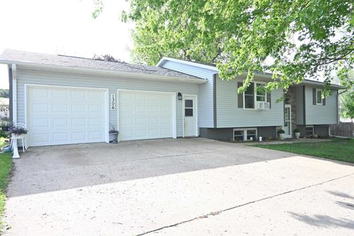 1306 Burns St, Ruthven, IA, 51358-7709 | Card Image