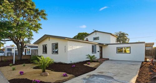 4982 Ensign St, San Diego, CA, 92117-1203 | Card Image