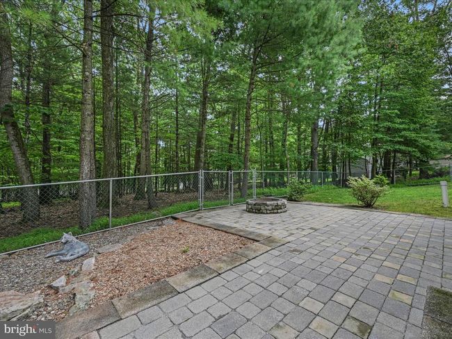 2416 Crow Foot Dr, House other with 3 bedrooms, 3 bathrooms and null parking in AUBURN PA | Image 27