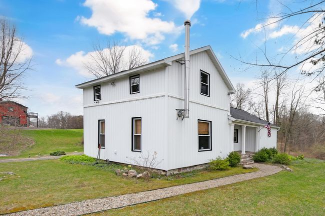 10888 Hoffman St, House other with 2 bedrooms, 1 bathrooms and null parking in Marcellus MI | Image 6