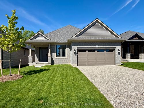 47 Lark St, Tillsonburg, ON, N4G0K8 | Card Image