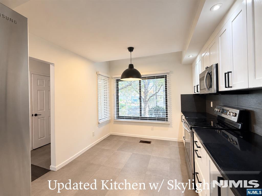 Residential Lease in Fort Lee 4