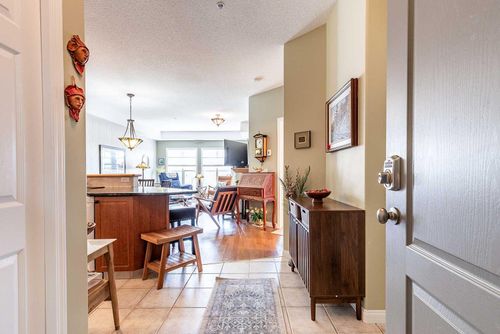 411-29 River Ridge Dr Nw, Medicine Hat, AB, T1A8V3 | Card Image