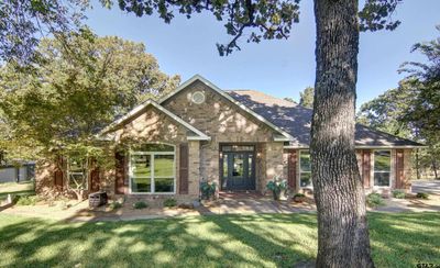 206 Cr 1995, House other with 3 bedrooms, 2 bathrooms and null parking in Yantis TX | Image 1