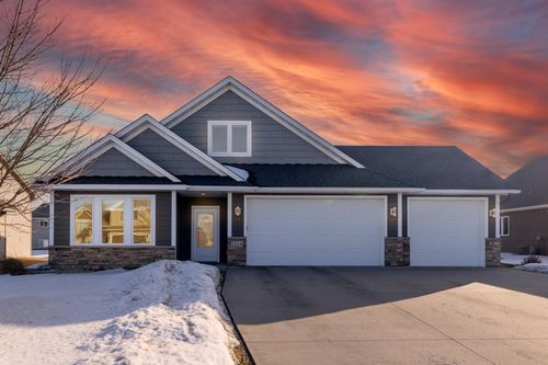 1214 Tikalsky St Se, New Prague, MN, 56071-4804 | Card Image