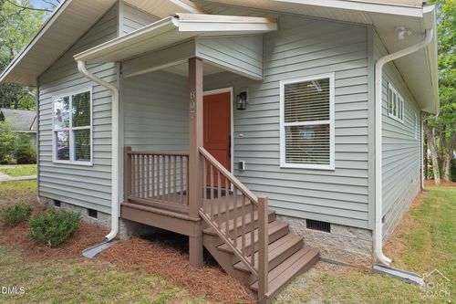 807 Staley St, Graham, NC, 27253-1759 | Card Image