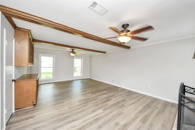 Spacious Living room with fans | Image 10