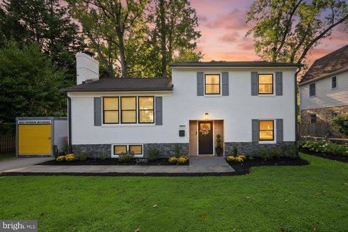 2833 Woodlawn Ave, FALLS CHURCH, VA, 22042-2045 | Card Image