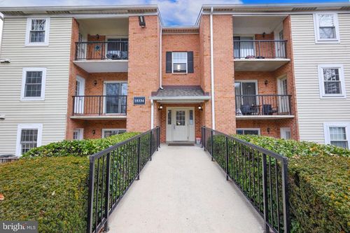 201-18334 Streamside Dr, GAITHERSBURG, MD, 20879-5233 | Card Image