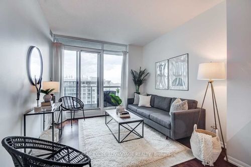 760-209 Fort York Blvd, Toronto, ON, M5V4A1 | Card Image