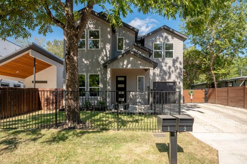 1104 Fiesta St, Austin, TX, 78702-3011 | Card Image