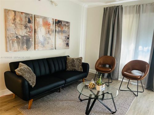 apt-3-8420 Byron Ave, Miami Beach, FL, 33141-4843 | Card Image