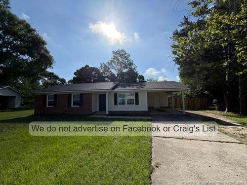 5947 Spinner Rd, Hope Mills, NC, 28348-2894 | Card Image